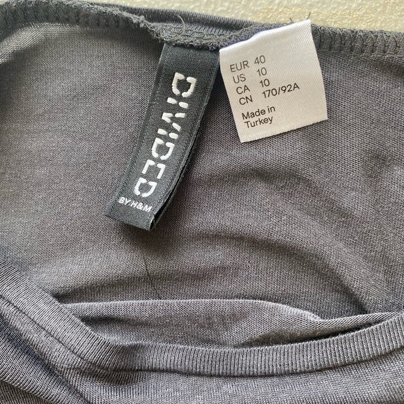 TAINTED LOVE Gray Flowing Shirt - Picture 5 of 8